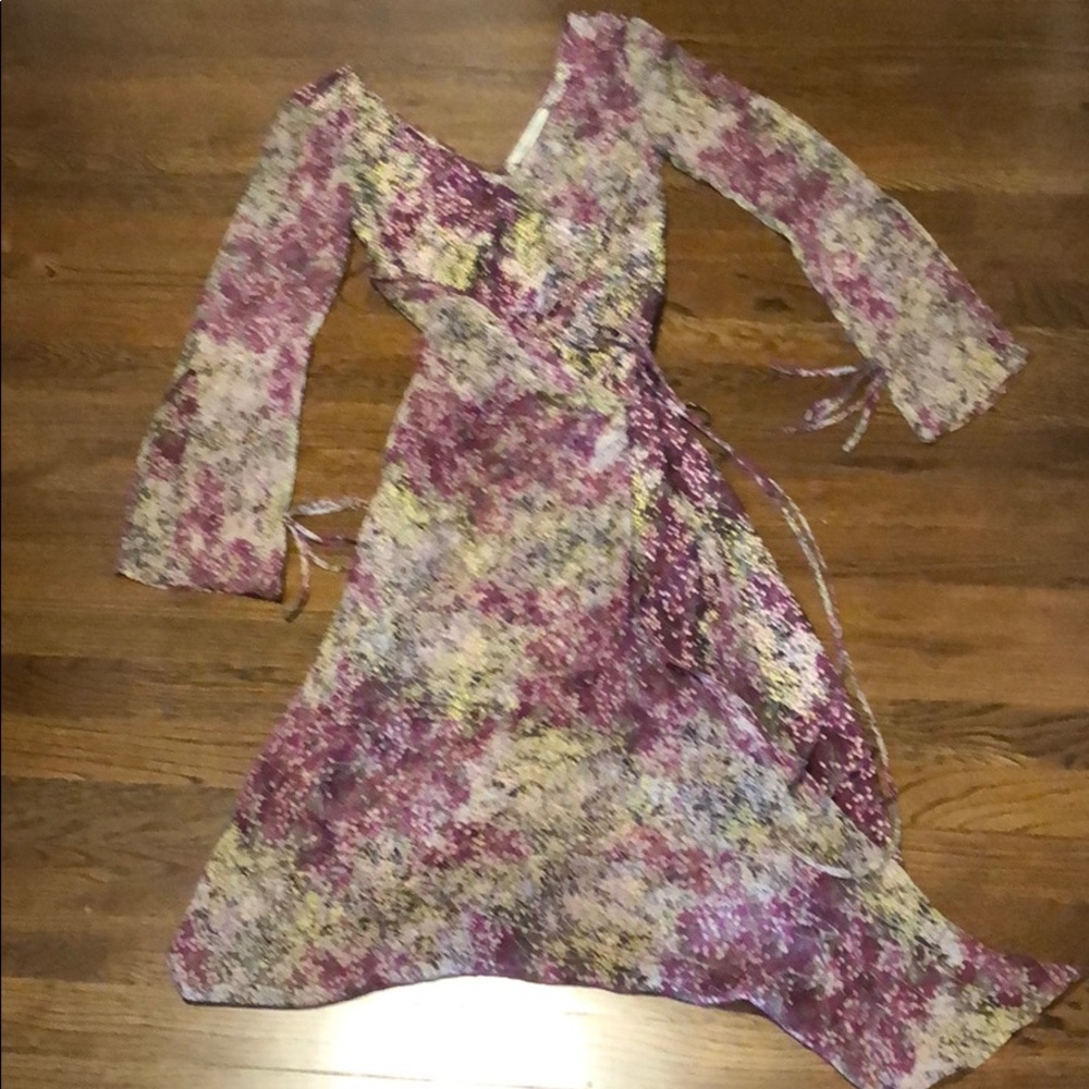 DVF 100% Silk wrap dress with sheer sleeves